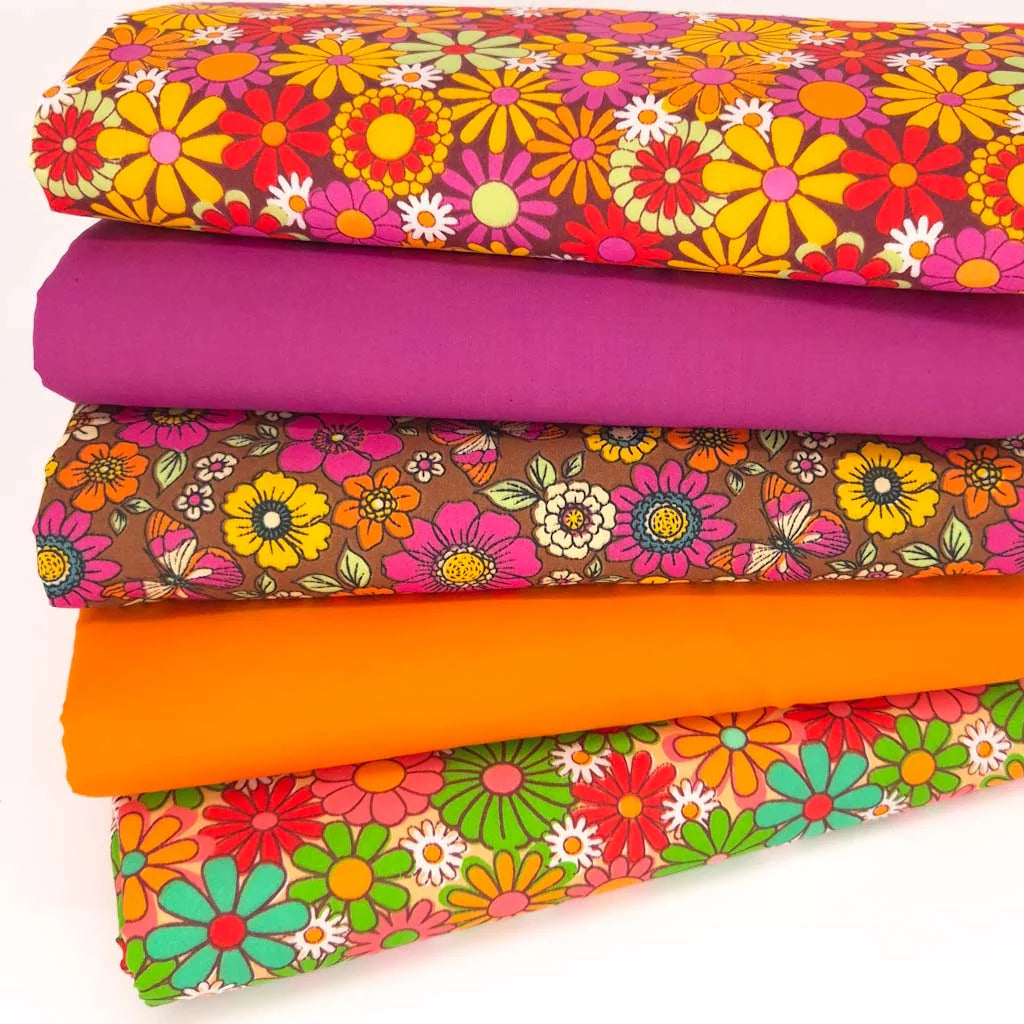 Fat Quarter Bundle - Retro Flowers - Polycotton